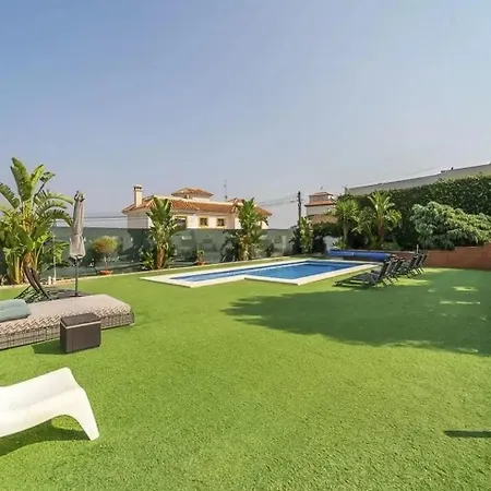 Peralta, Heated And Private Pool ,near And Golf ! Willa