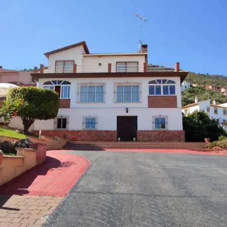 Peralta, Heated And Private Pool ,near And Golf ! Villa Alhaurín de la Torre